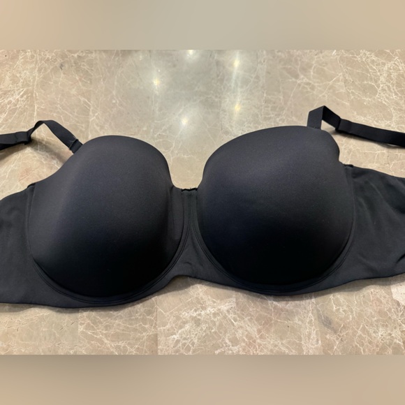 SKIMS FITS EVERYBODY STRAPLESS BRA SIZE 38DD - Picture 5 of 11